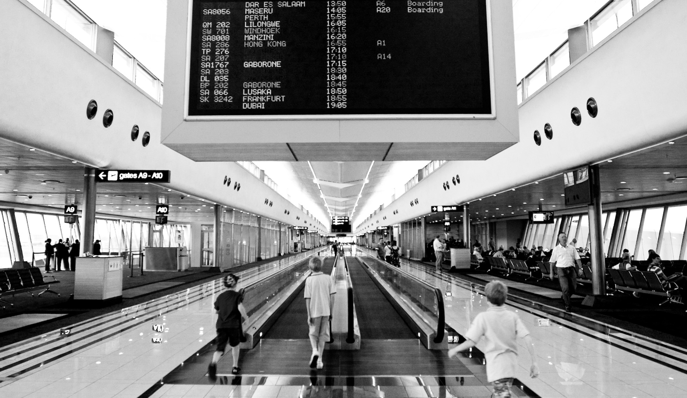 Africa Check Factsheet: How to travel with children into and out of SA (and what is an unabridged birth certificate?)