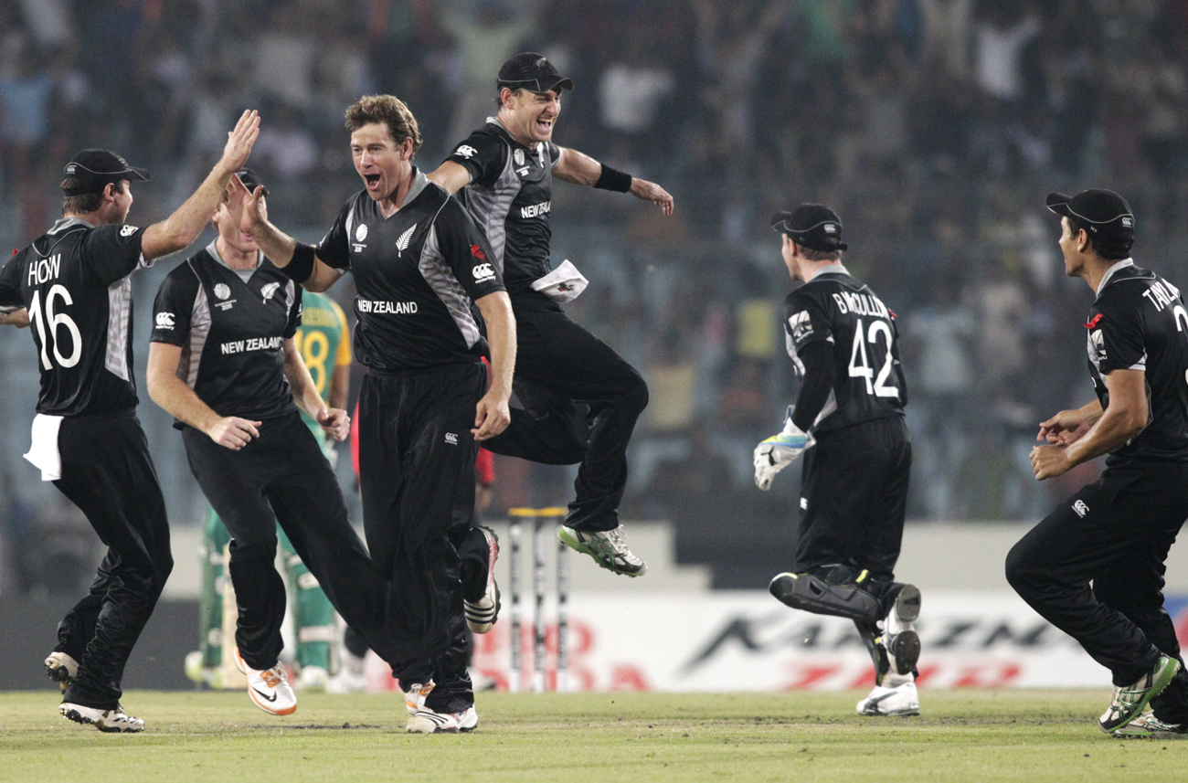 Cricket World Cup quarter-final: Proteas bomb out against brave Black Caps