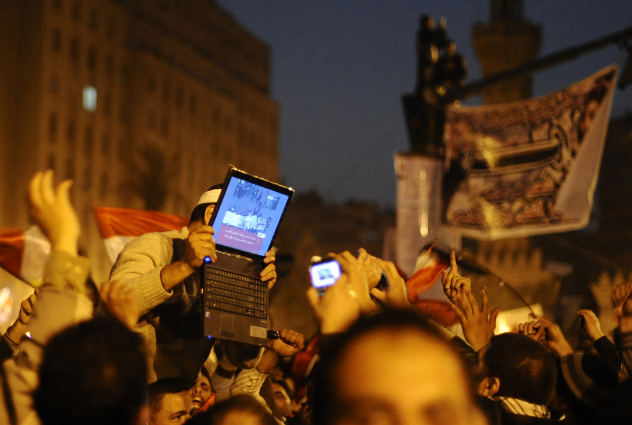 Egyptian junta detain prominent activist