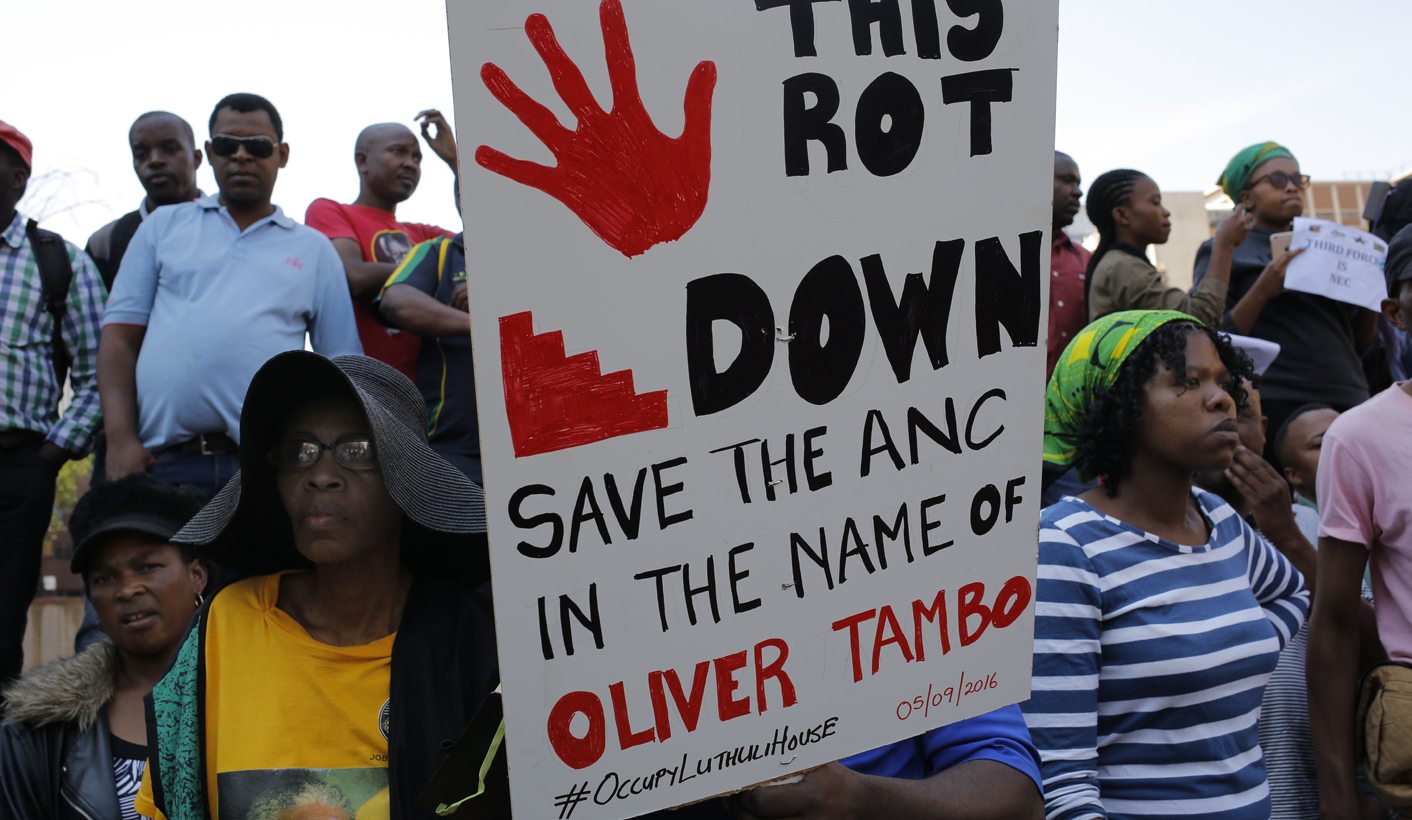 #OccupyLuthuliHouse takes the fight to remove Zuma to internal ANC structures