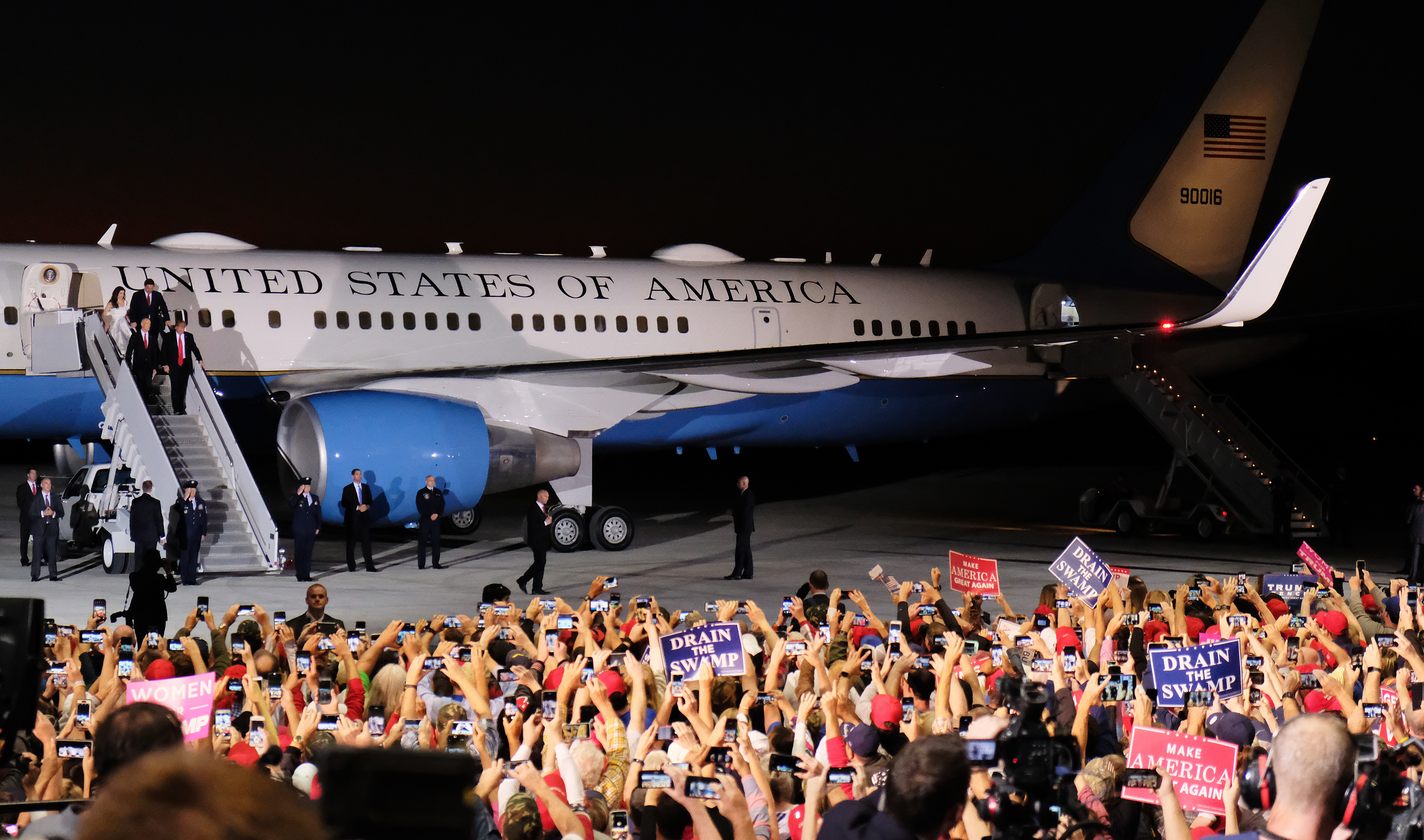 Down to the wire – Democrats and Republicans battle for America’s future