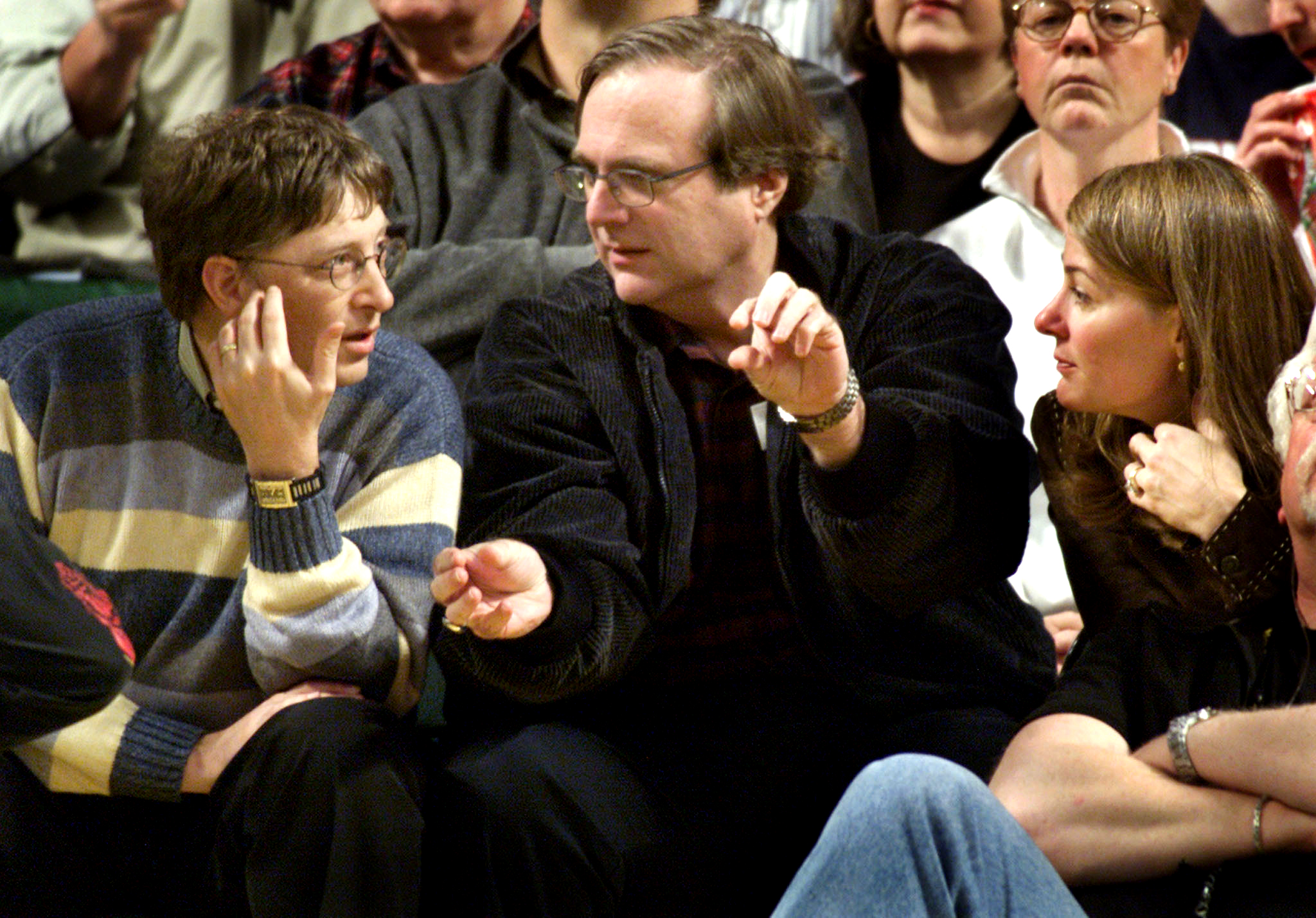 Microsoft co-founder Paul Allen battles cancer anew