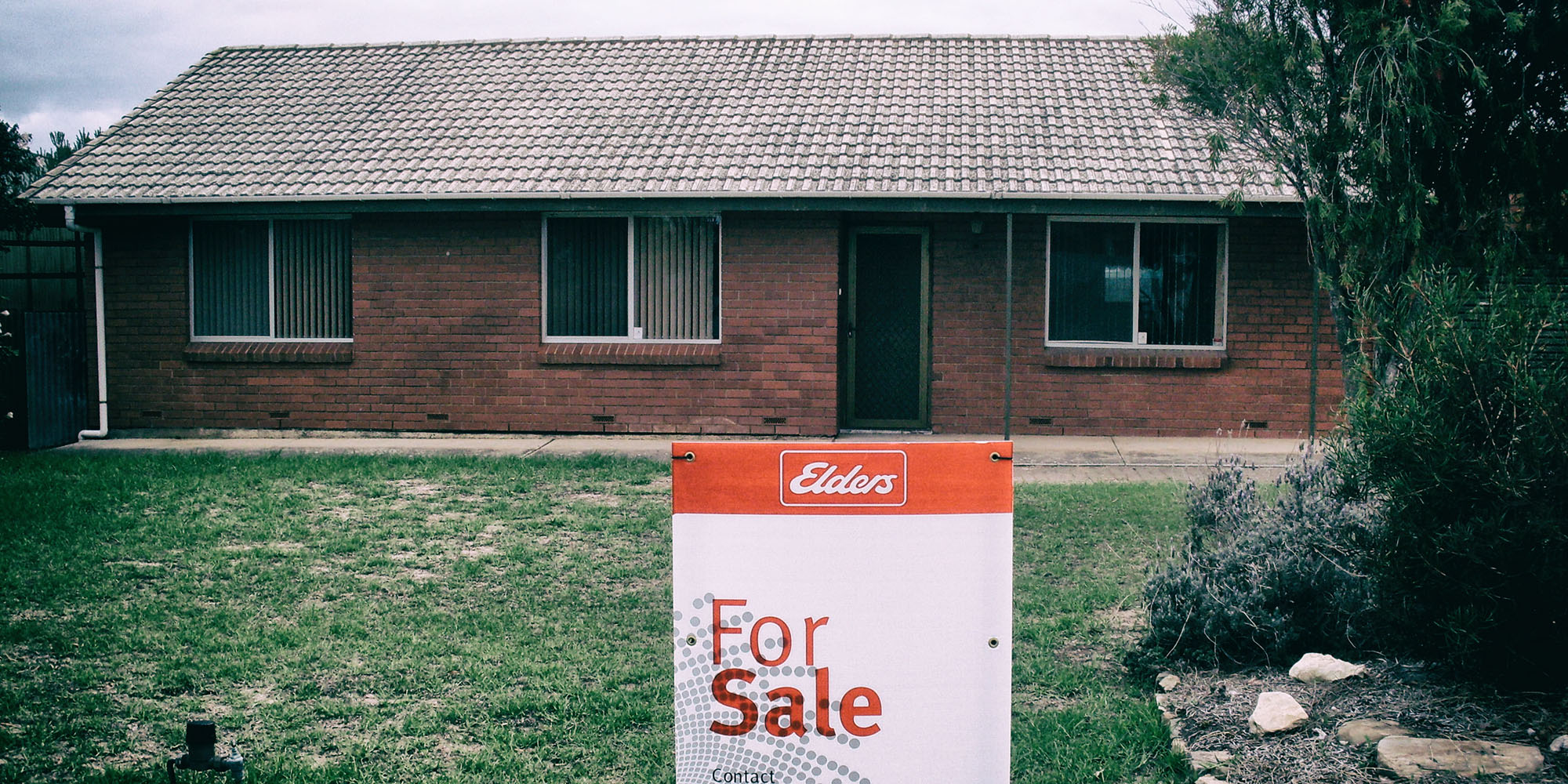 Deeds Office chaos causes gridlock in Cape Town property transfers