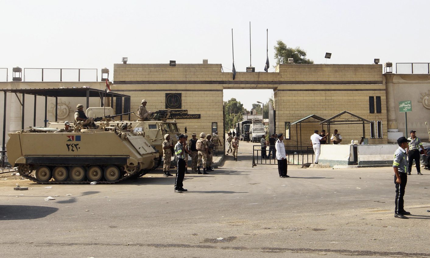 Egyptian court orders Mubarak's release