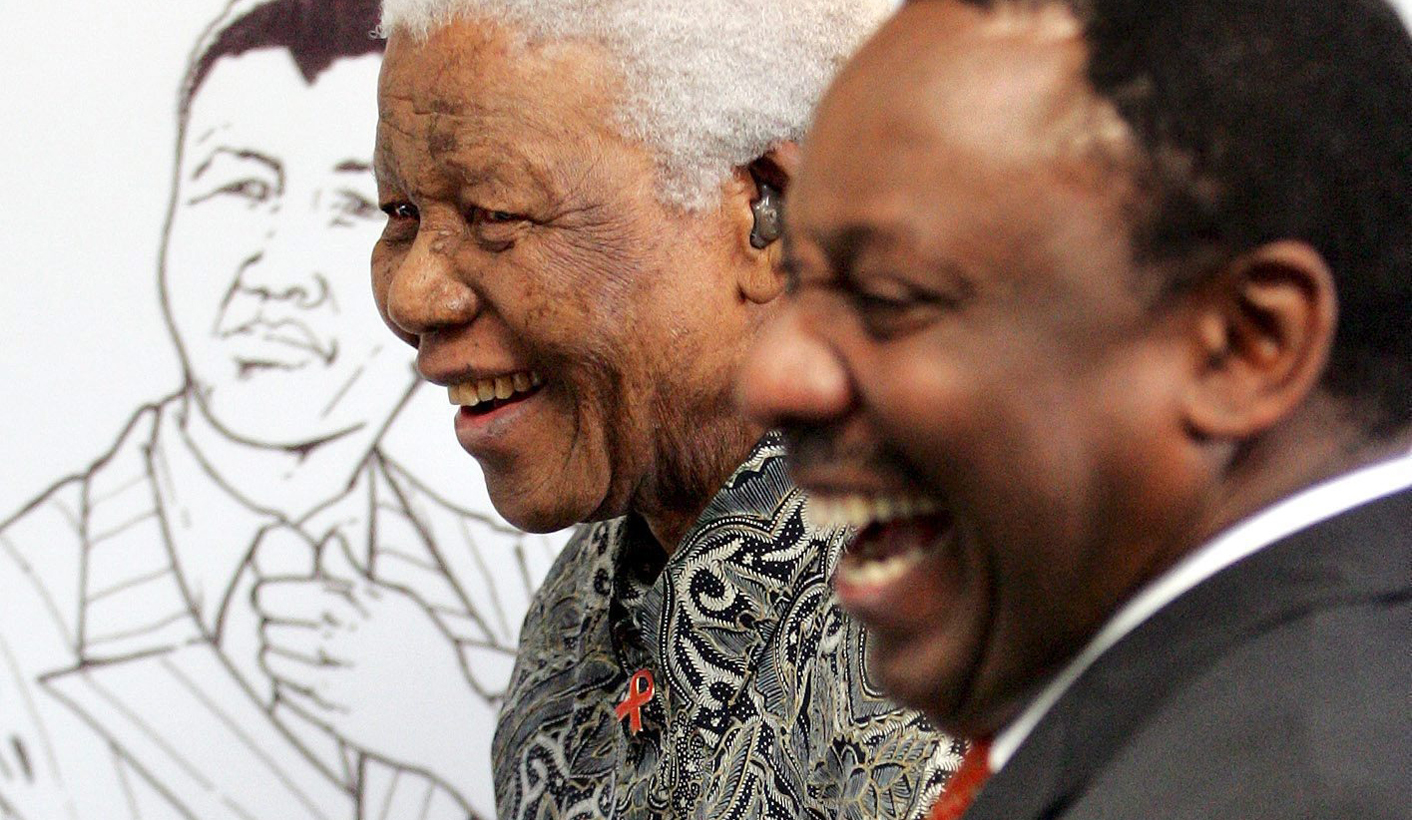 Mandela visits exhibition
