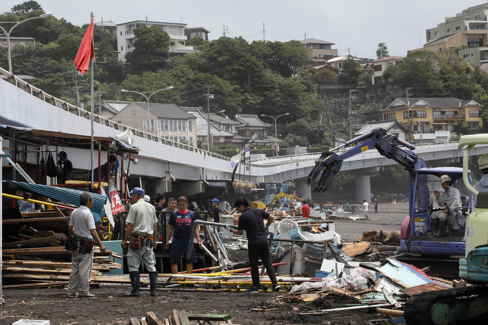 Strong typhoon churns towards Japan