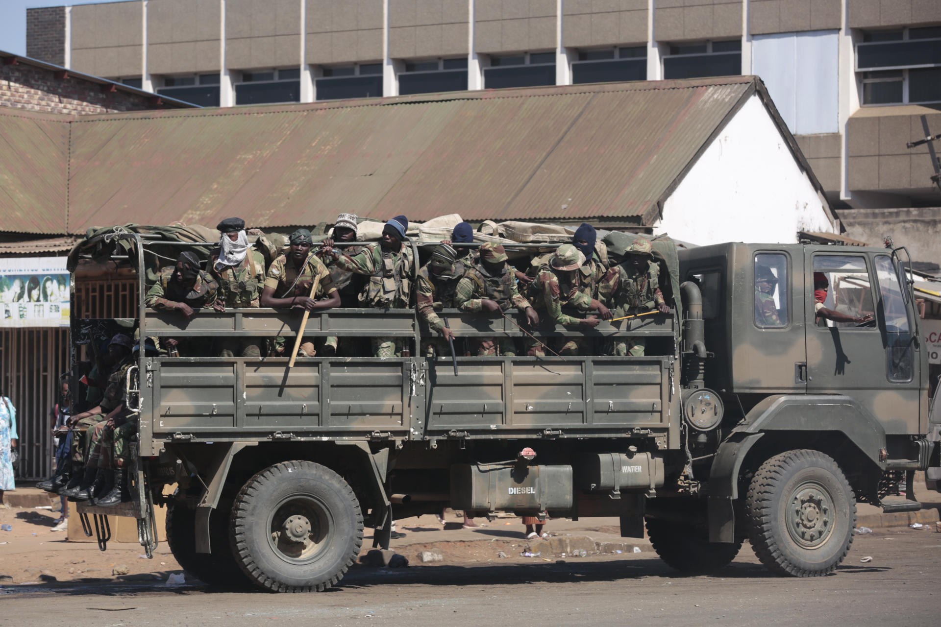 Opposition plea: 'If we do not end the rule of the junta, the misery of Zimbabweans will continue'