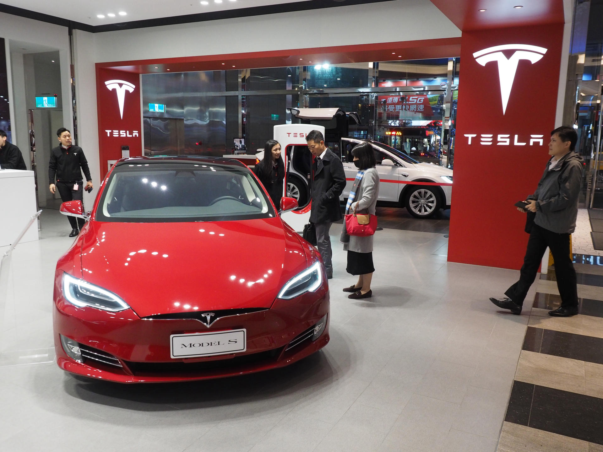 Taiwan reports first case of Tesla crash while on autopilot