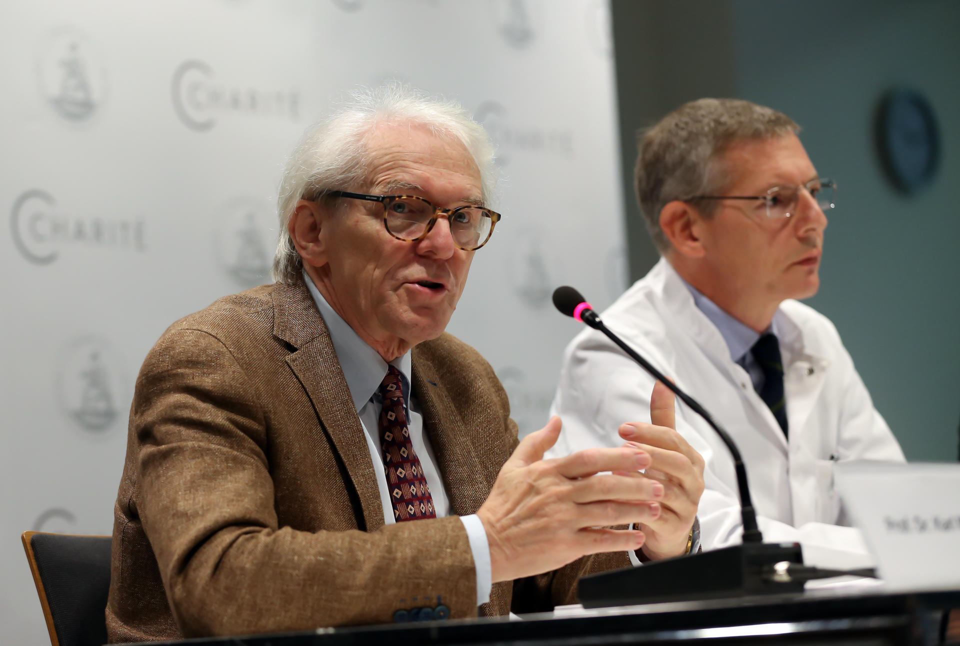 Pussy Riot links member's 'poisoning' to African murder probe