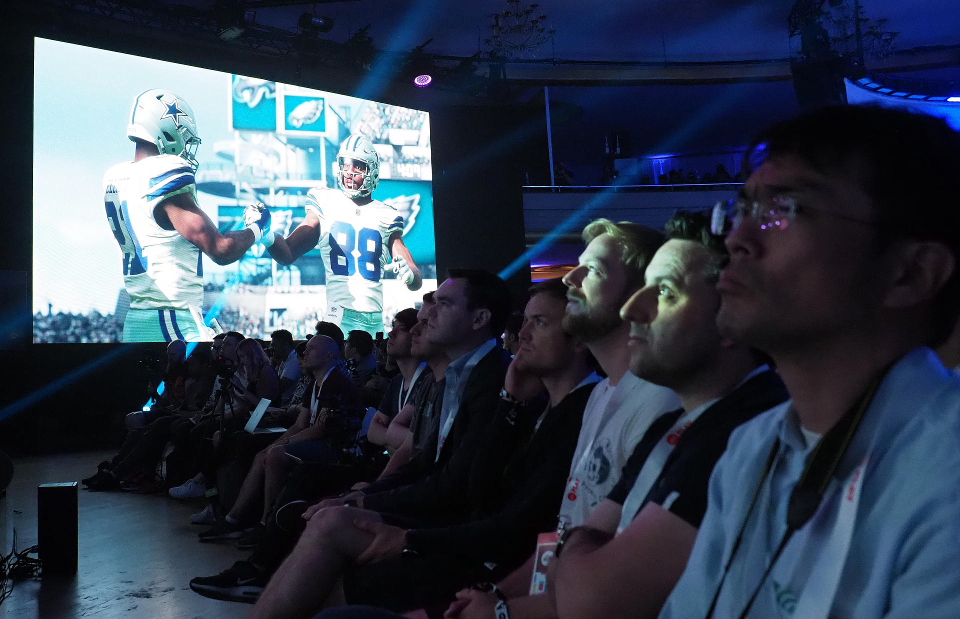 Videogamer shoots 2 dead, kills self at tournament