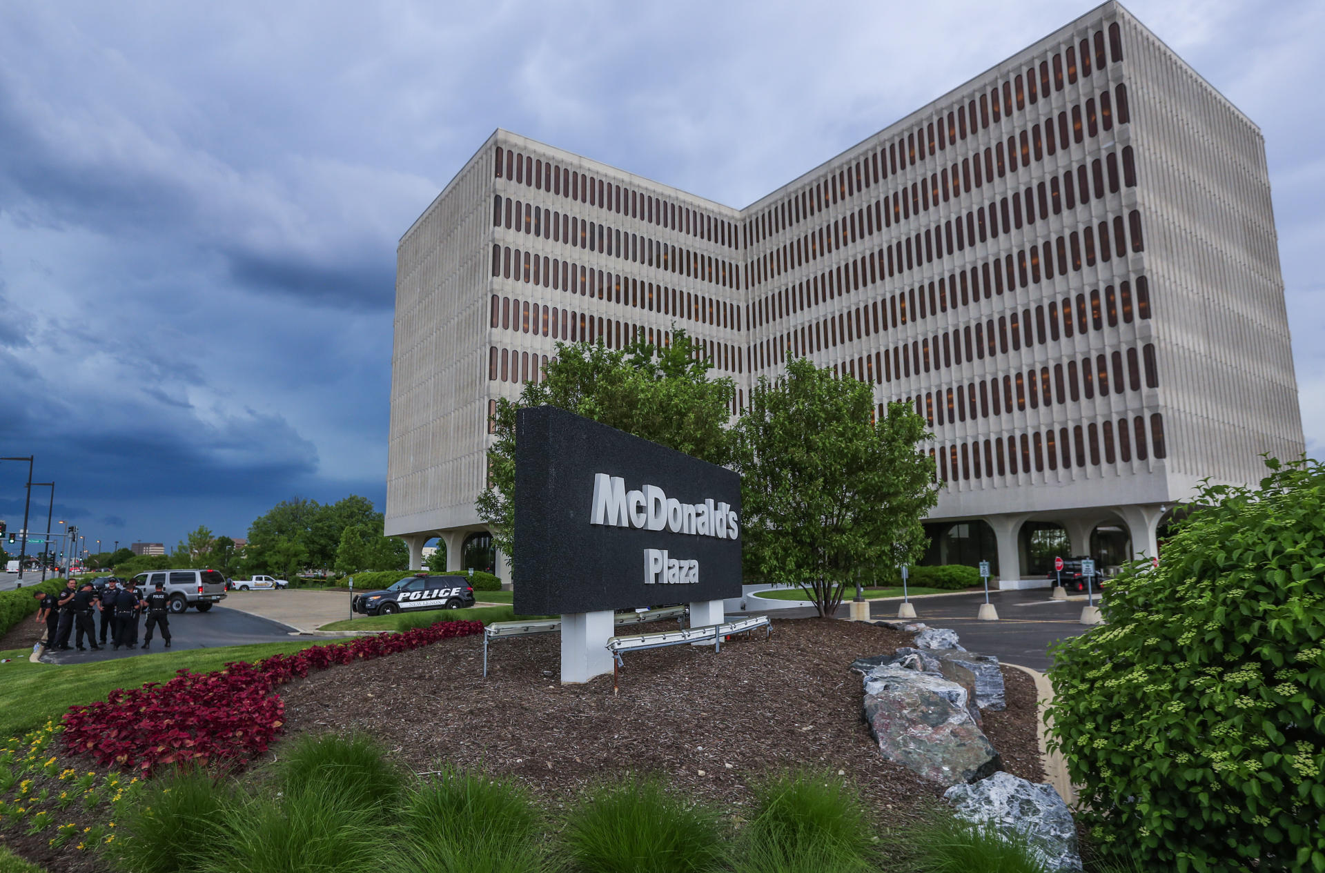 McDonald's says classic burgers no longer have artificial ingredients