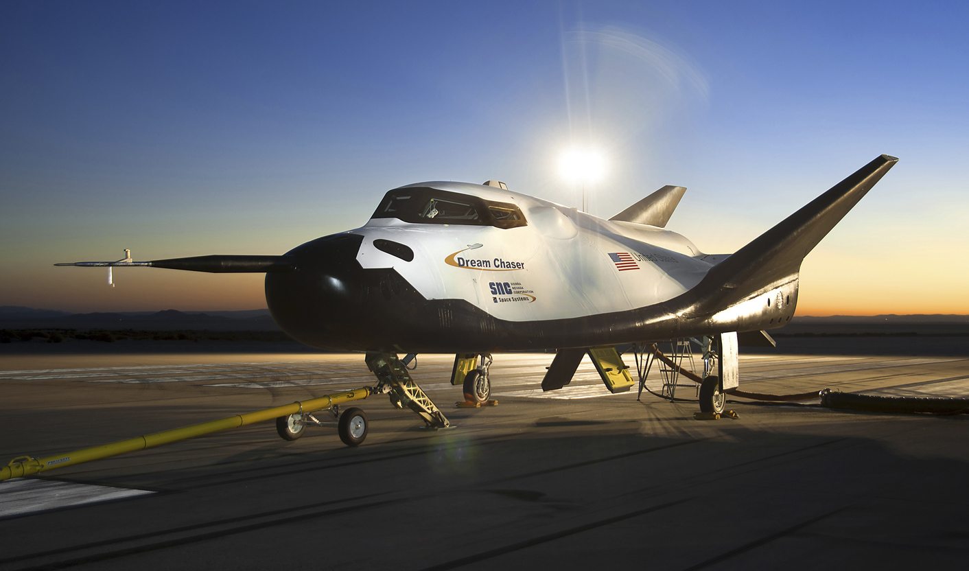 US Dream Chaser space taxi soars on test flight, skids after landing