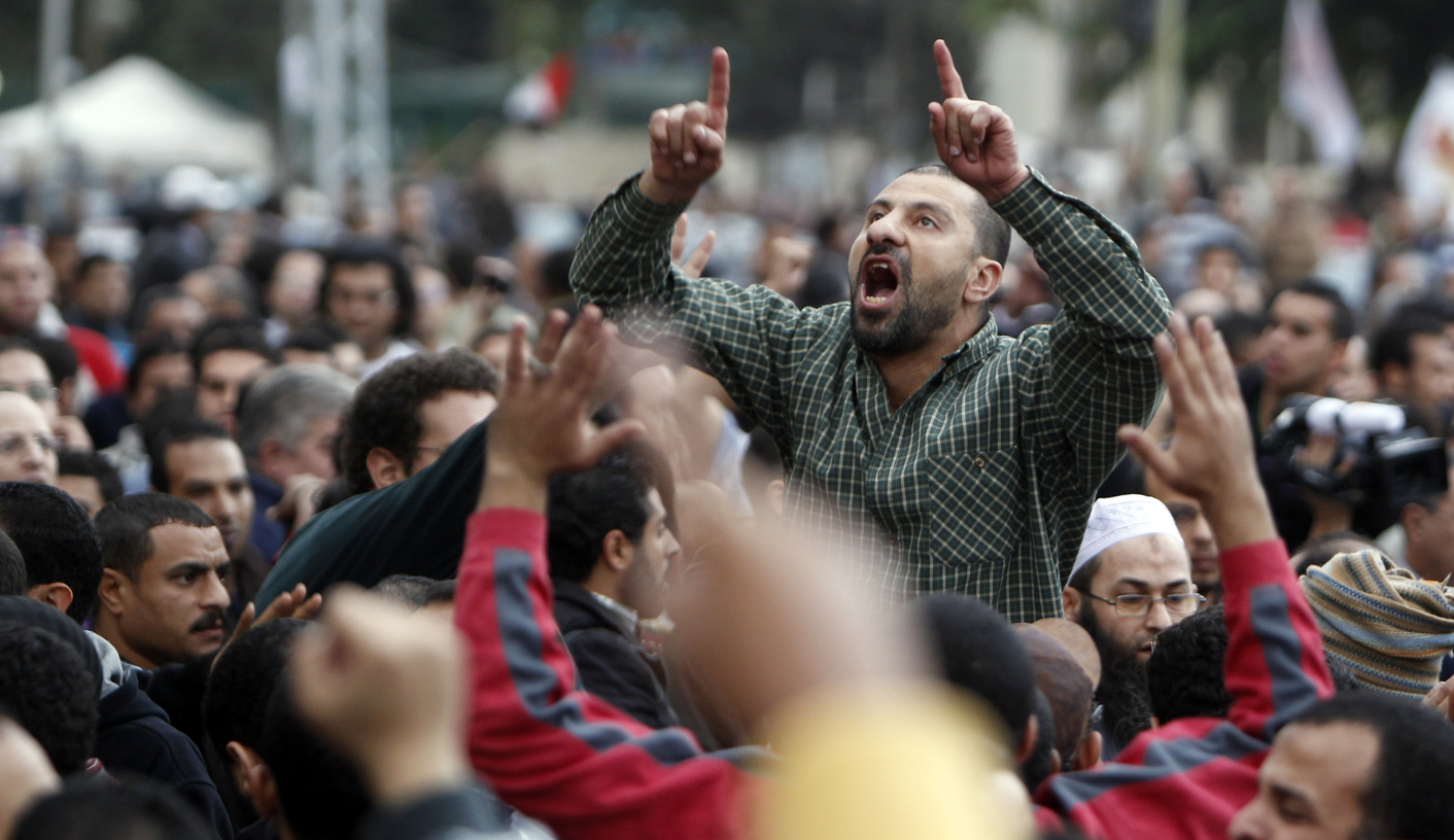 As chaos reigns supreme in Egypt, journalists are drafted into clashes