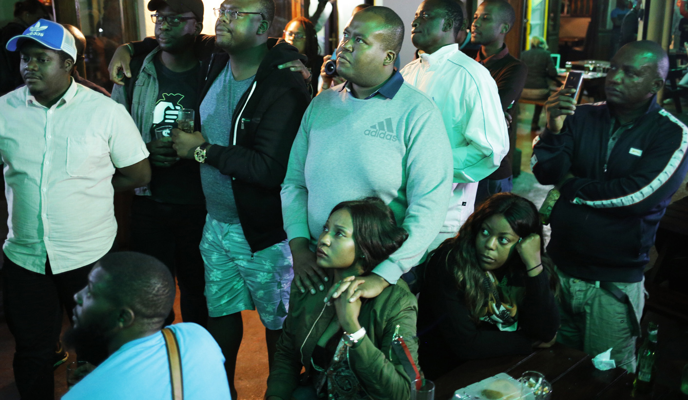 Zimbabwe: A Fistful of Hours – Mugabe survives, for now