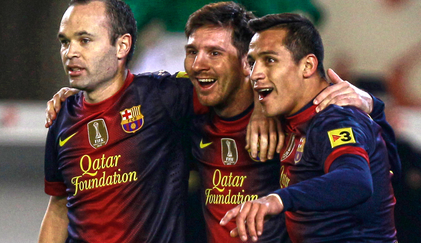 Soccer-Messi breaks record with 86th goal of year