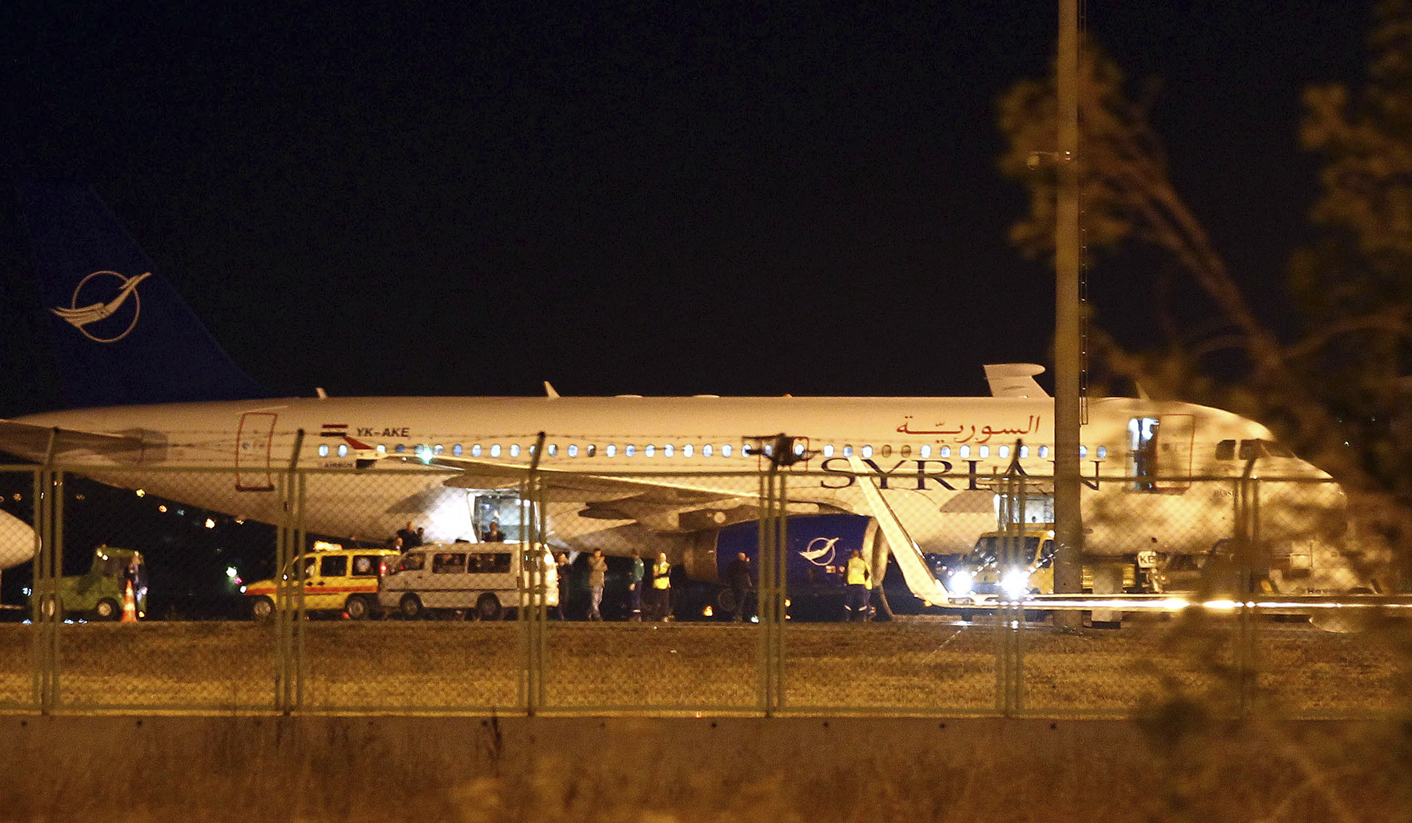 Turkey grounds Syrian plane, military cargo suspected
