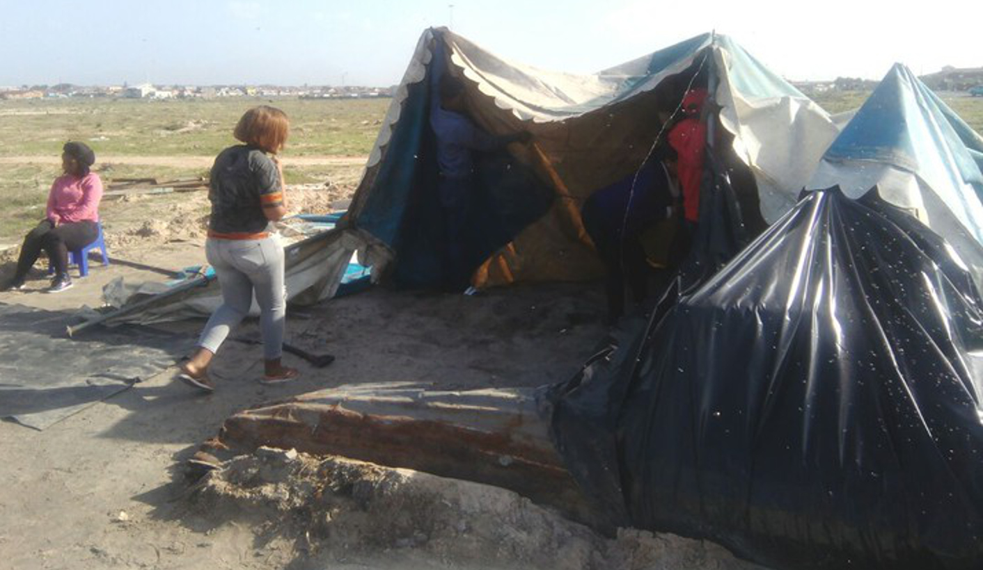 GroundUp: Khayelitsha backyarders clash with police