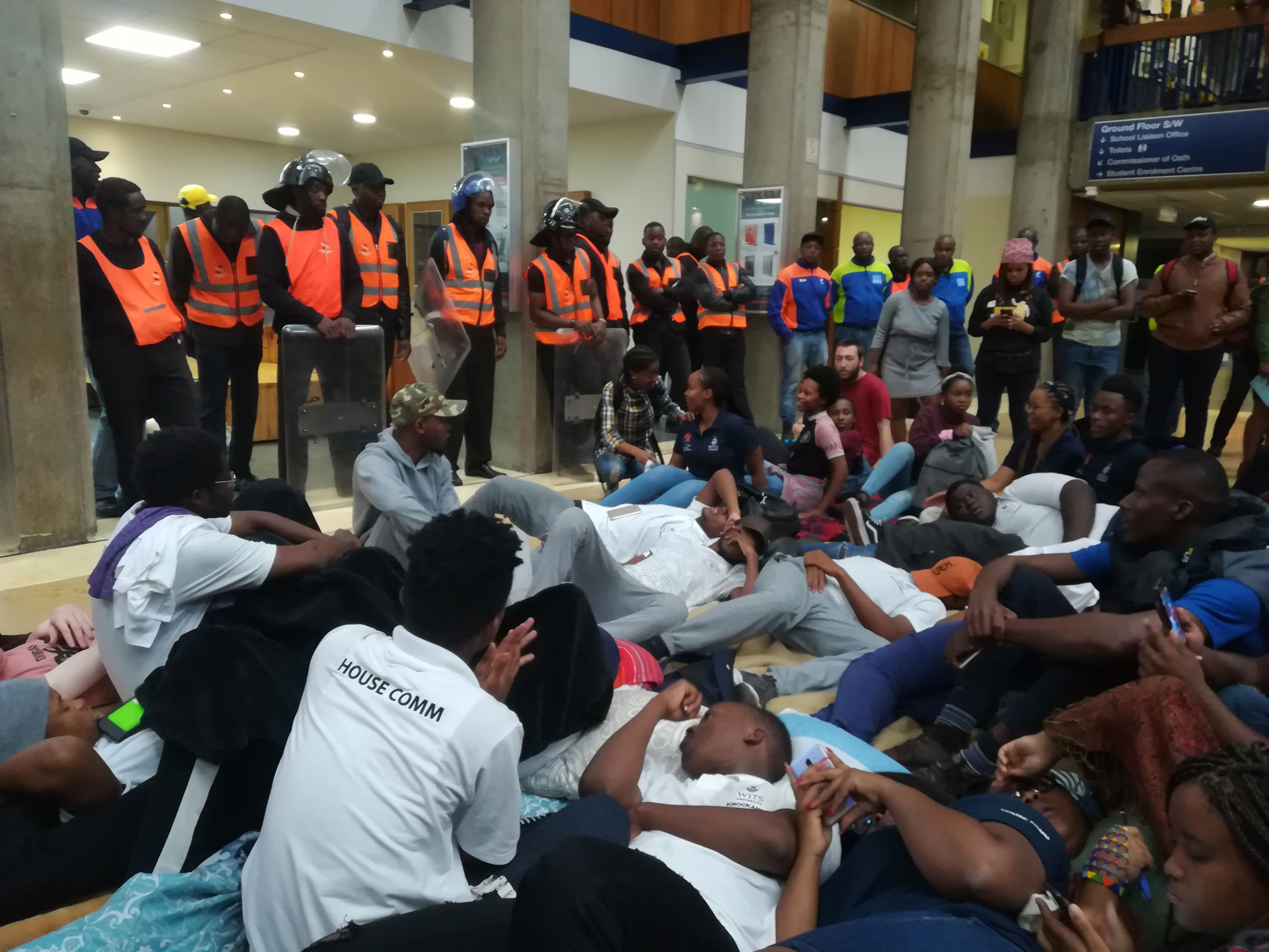 Wits management investigating scuffle between protesters, private security