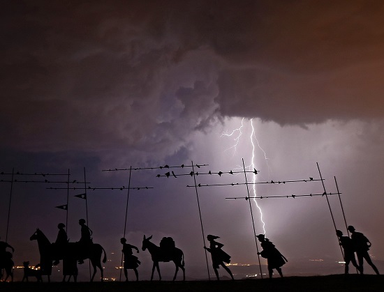 While you were sleeping: 30 August