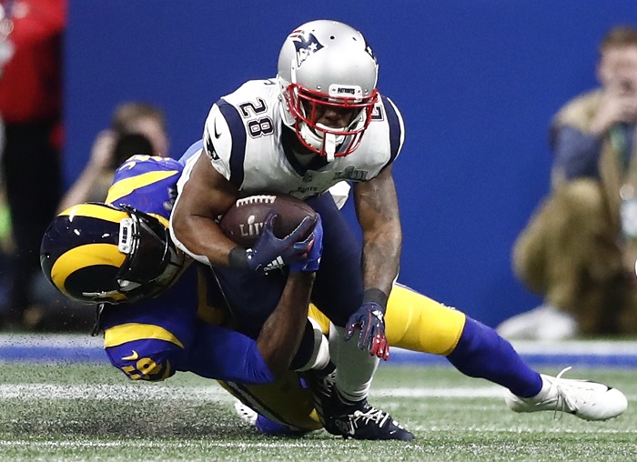 Trump Defends Remarks on NFL Players Kneeling During Anthem