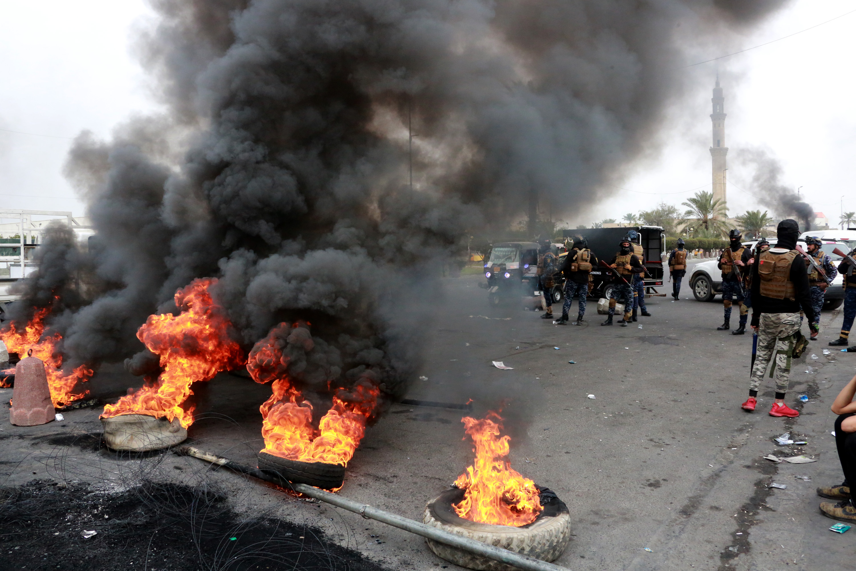 Dozens of Iraqi protesters wounded as anti-government unrest resumes