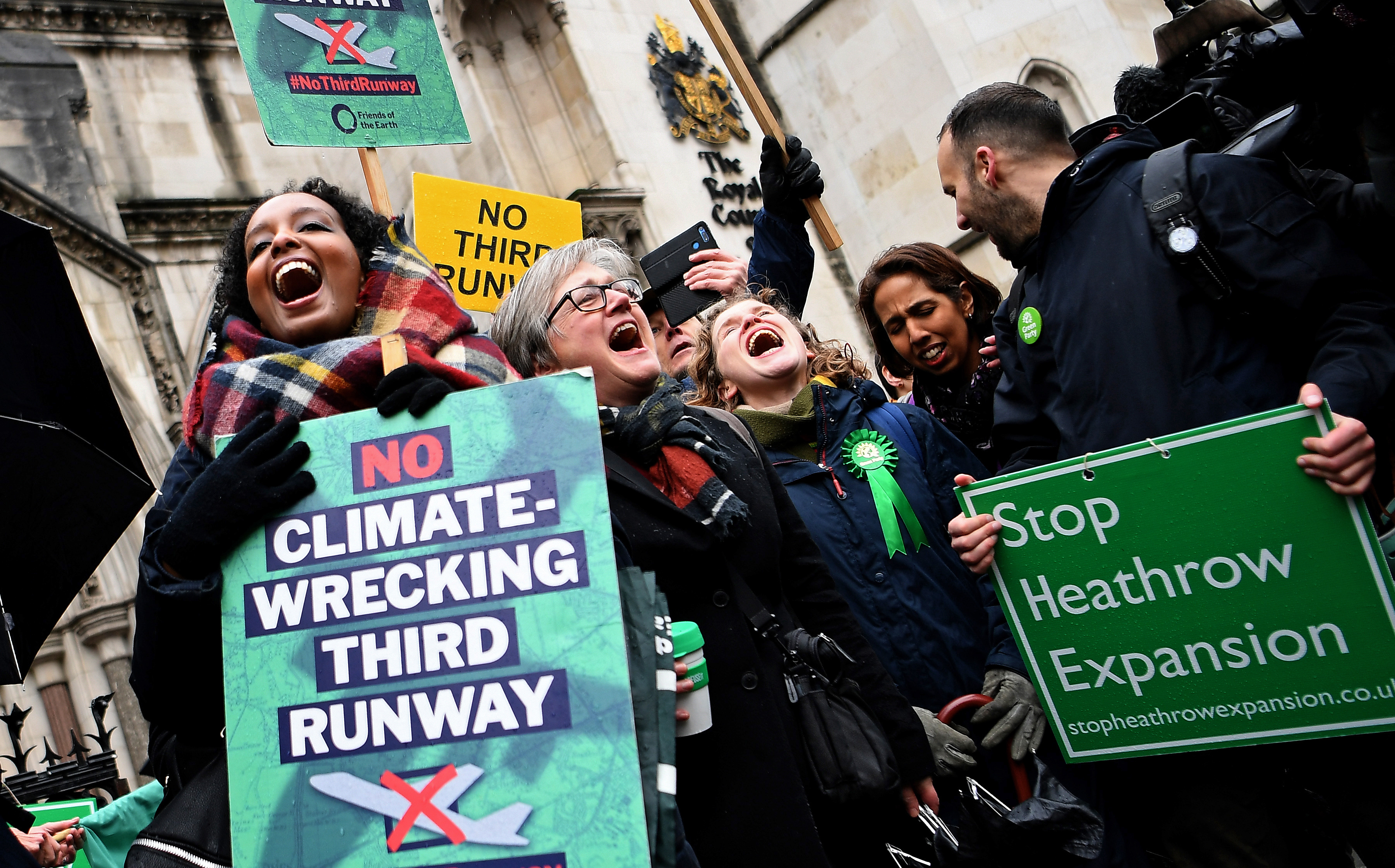 Judge rejects Britain's Heathrow Airport expansion plan