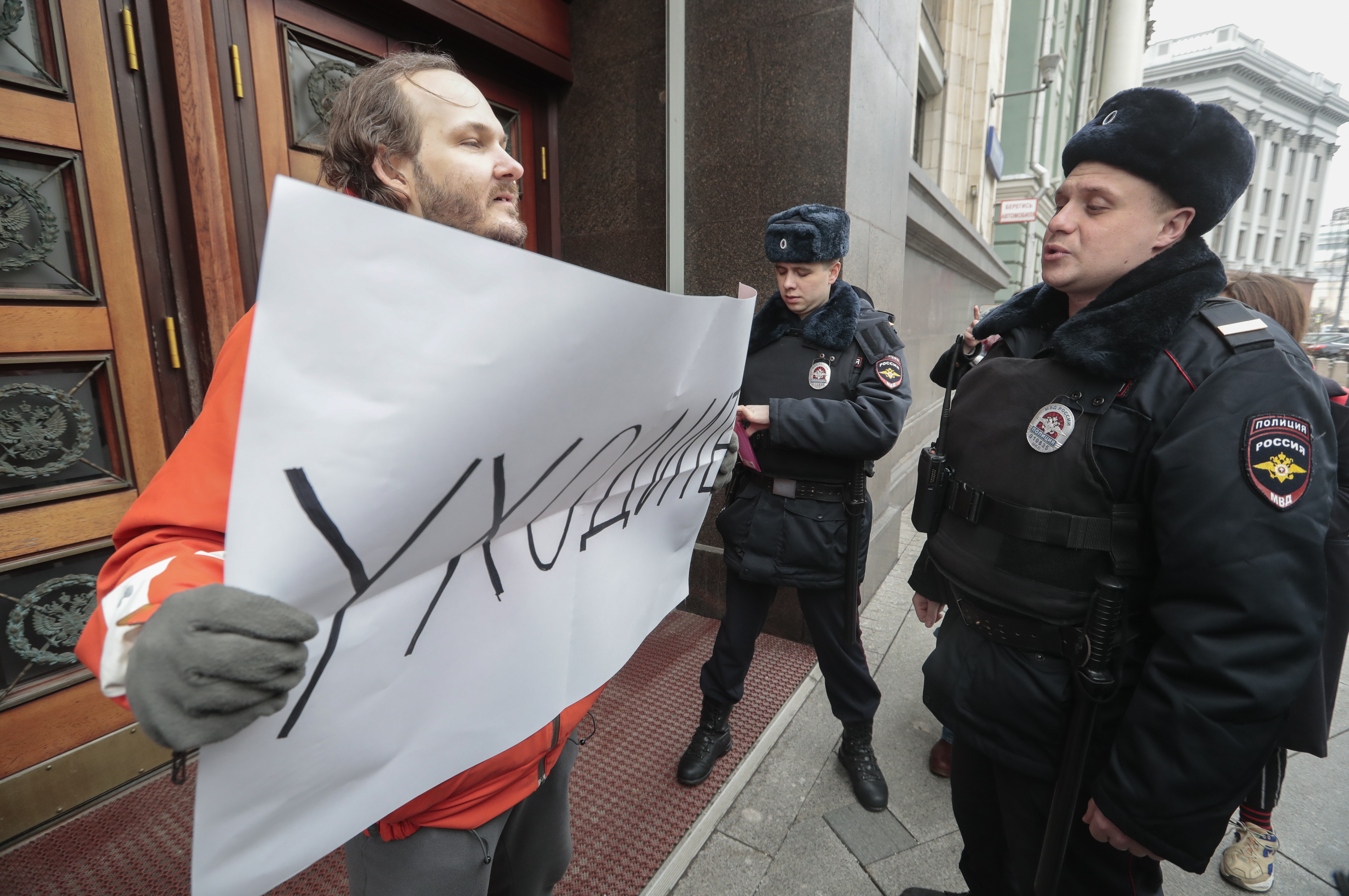 Russian State Duma allows Putin to be elected again