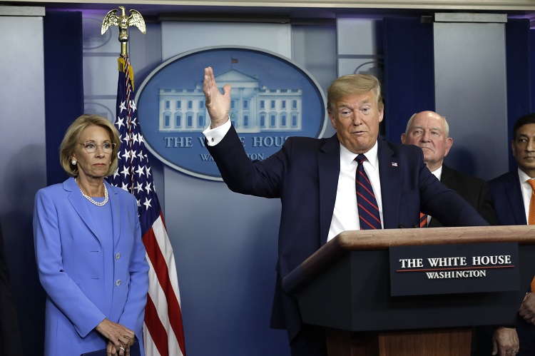 Donald Trump speaks on the Coronavirus