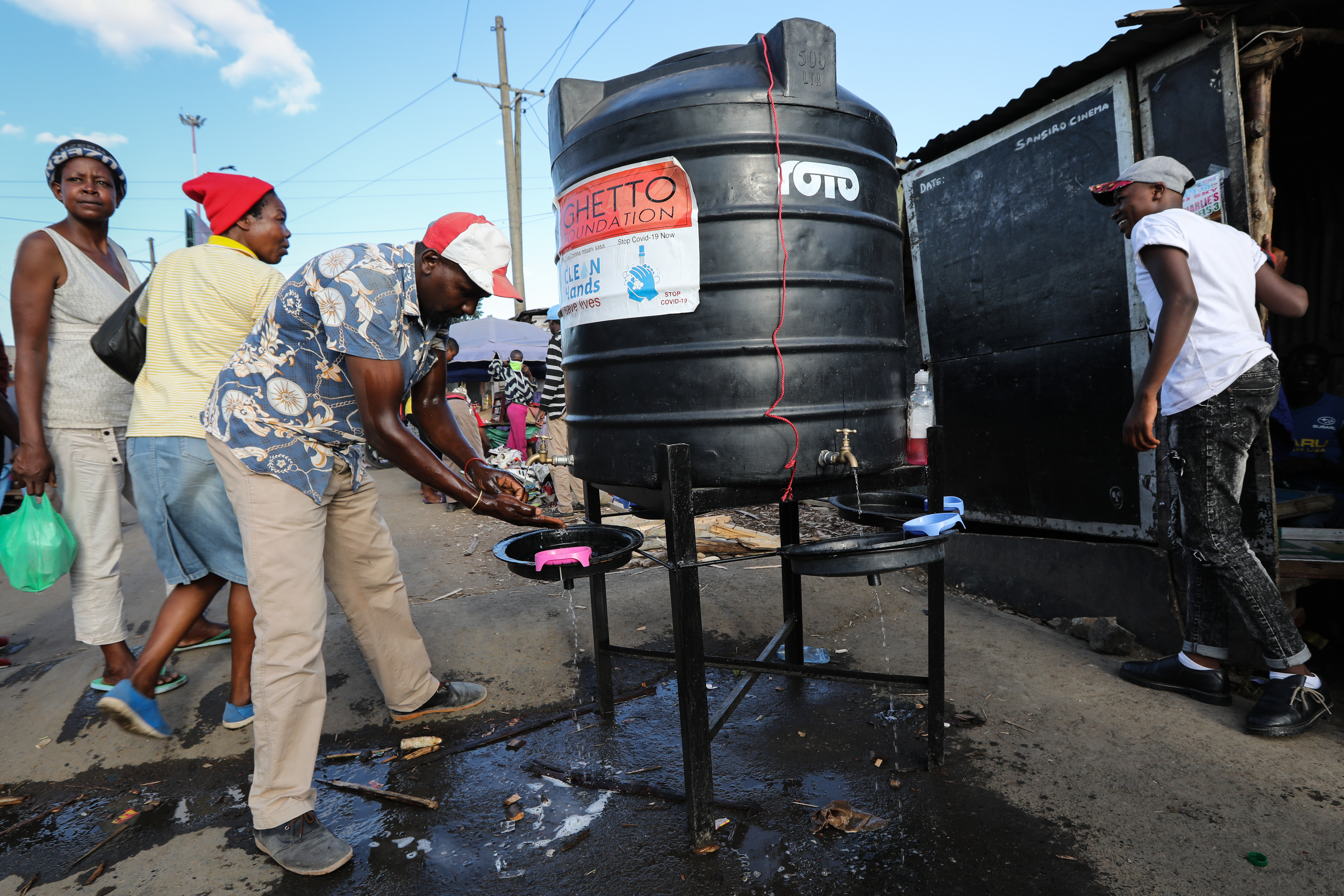 Kenya floods kill 194, people evacuated from risk areas near dams