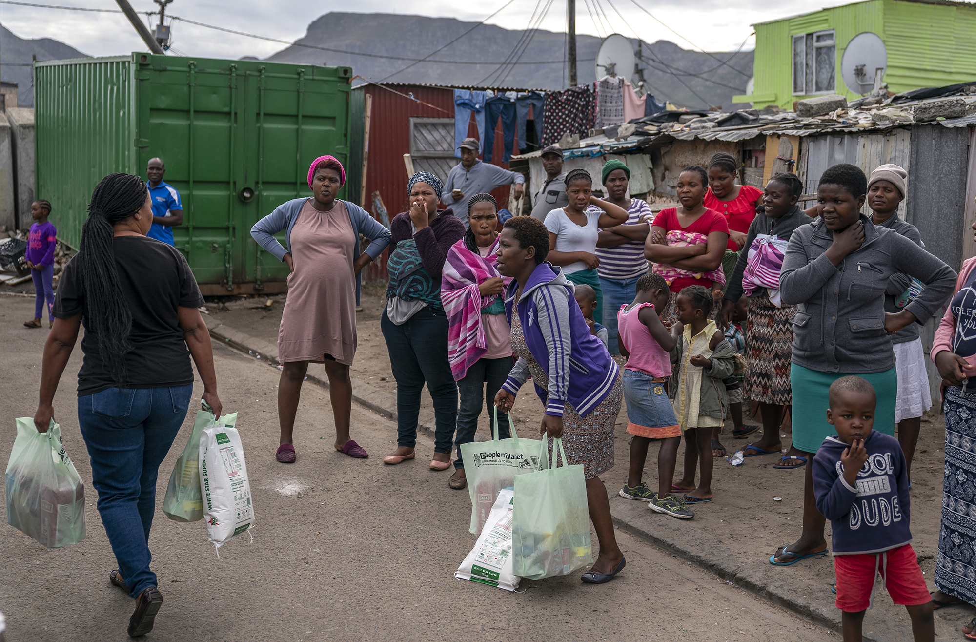 Hunger, desperation and looting in Port Elizabeth