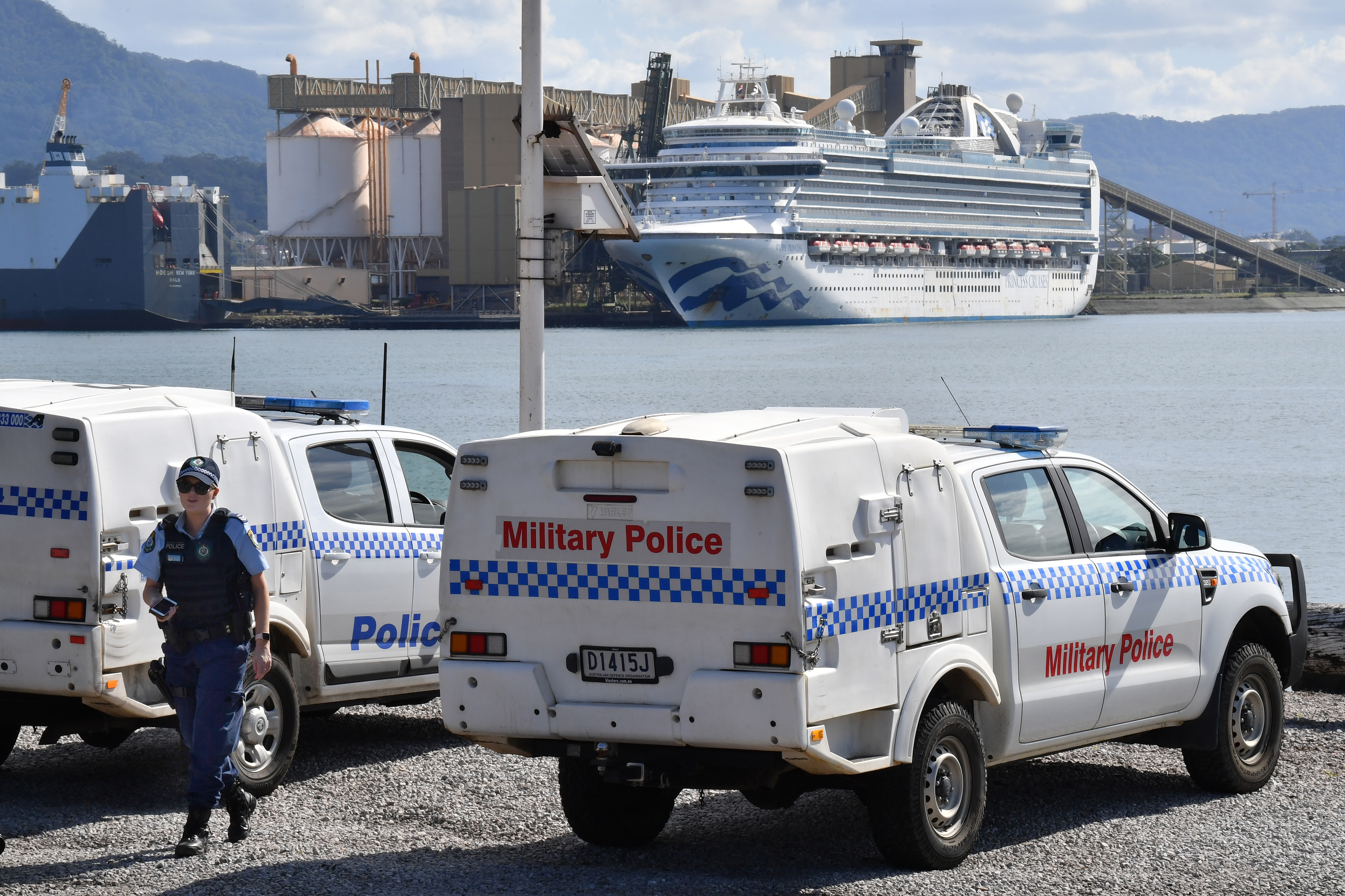 Australian state premier apologises for cruise ship failures after COVID-19 spike