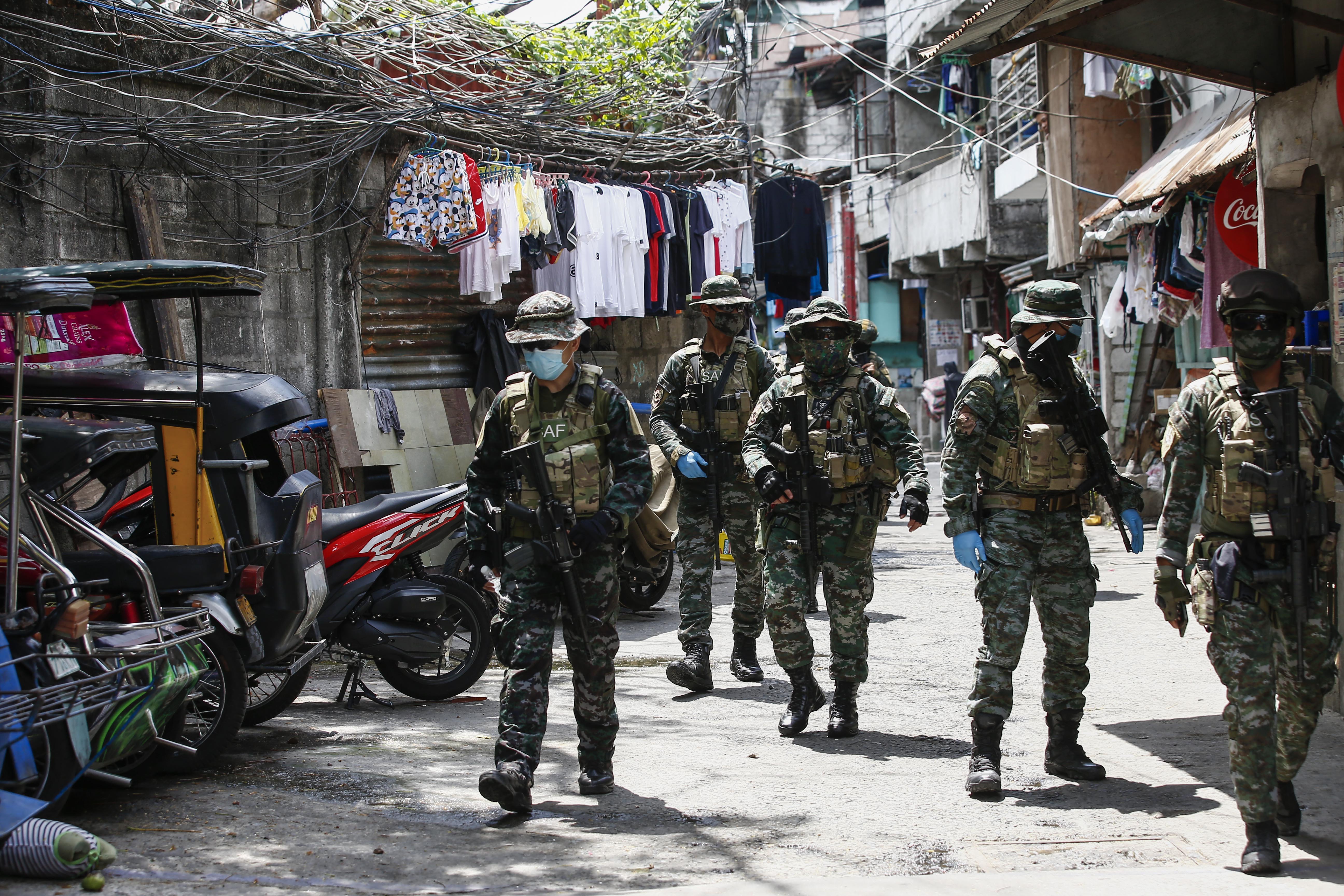 Philippines to use police in house-to-house searches for Covid-19 cases