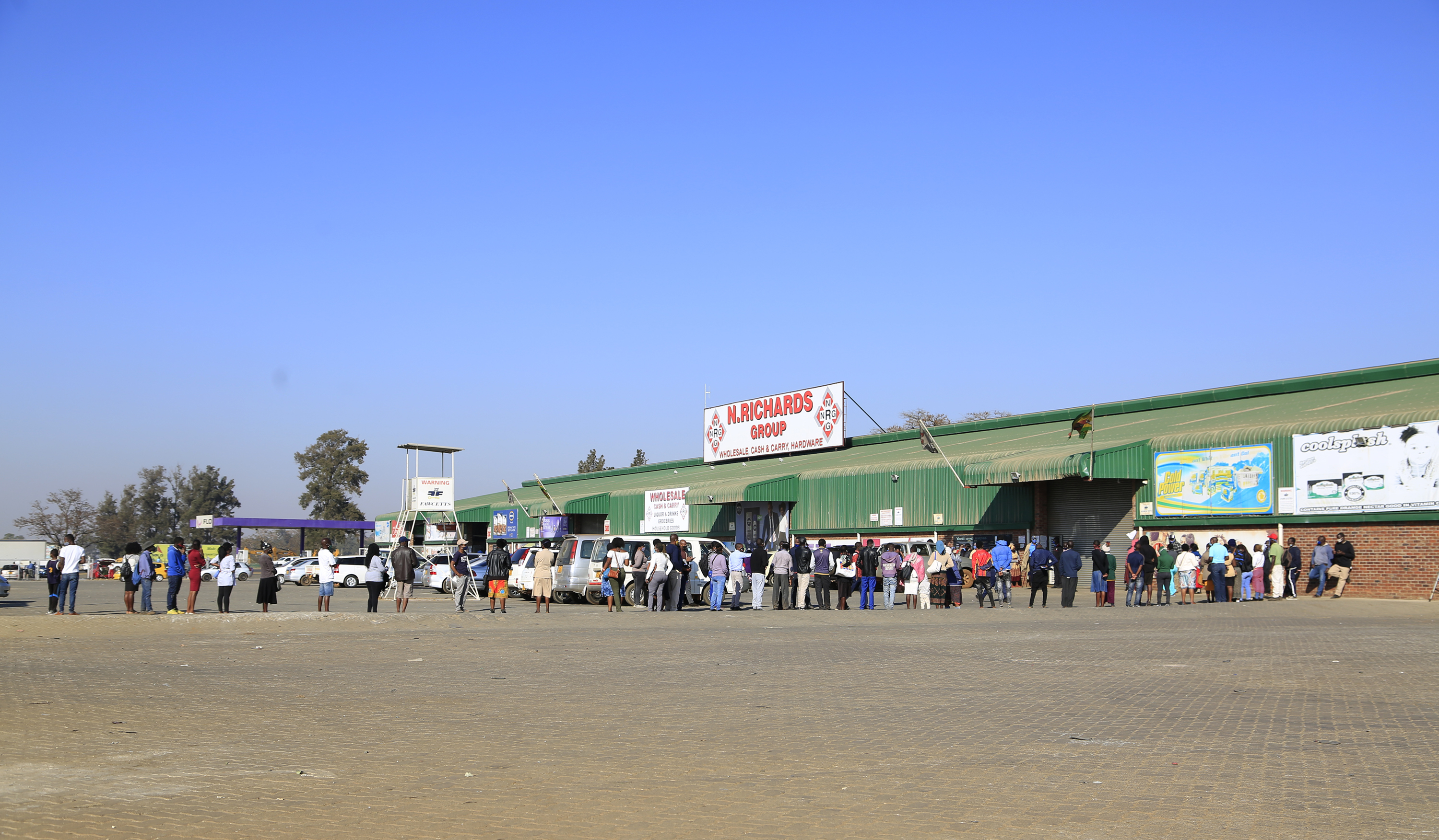 Zimbabwe shortens coronavirus curfew, extends business hours