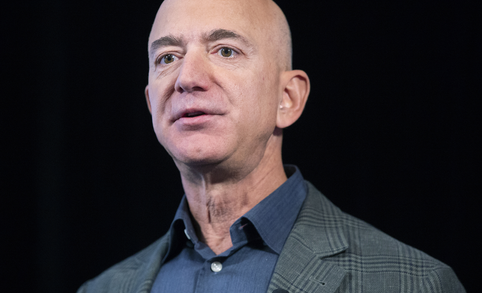 Amazon founder Jeff Bezos to step down as CEO