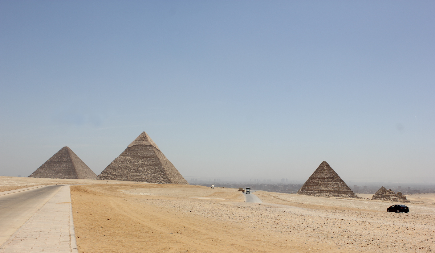 Op-Ed: Egypt on the edge as economy plummets