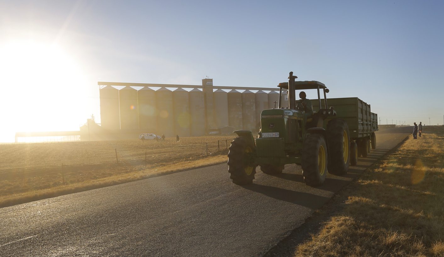 Parliament: Zuma seeks to move the goalposts on land reform