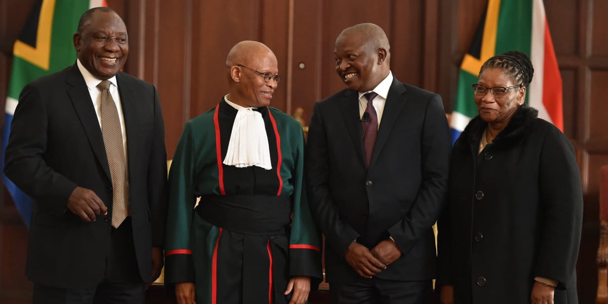 Mabuza’s swearing in at Union Buildings sends the wrong signal