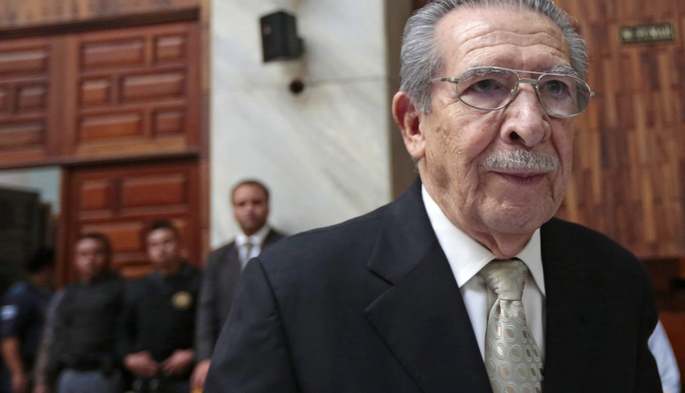 The sulphurs of Santiaguito, the muds of  KwaMakutha