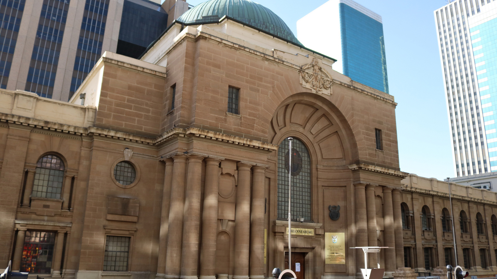 Asylum seeker appeals hospital decision to stop dialysis