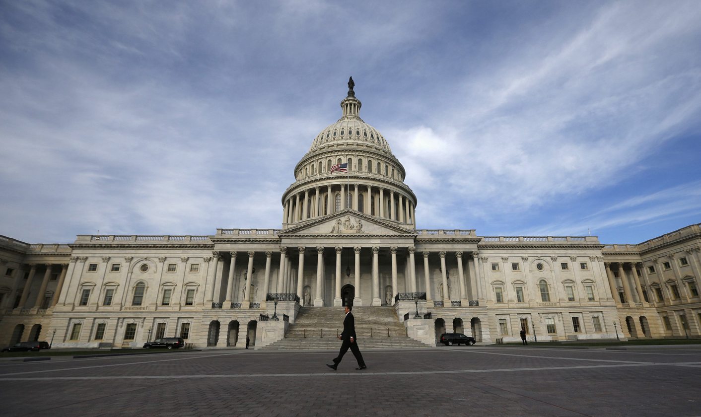 Obama pulls out stops in warning on debt default