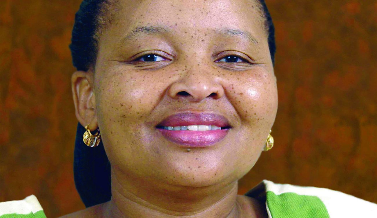 Dear Lulu Xingwana: Think you'd better go now