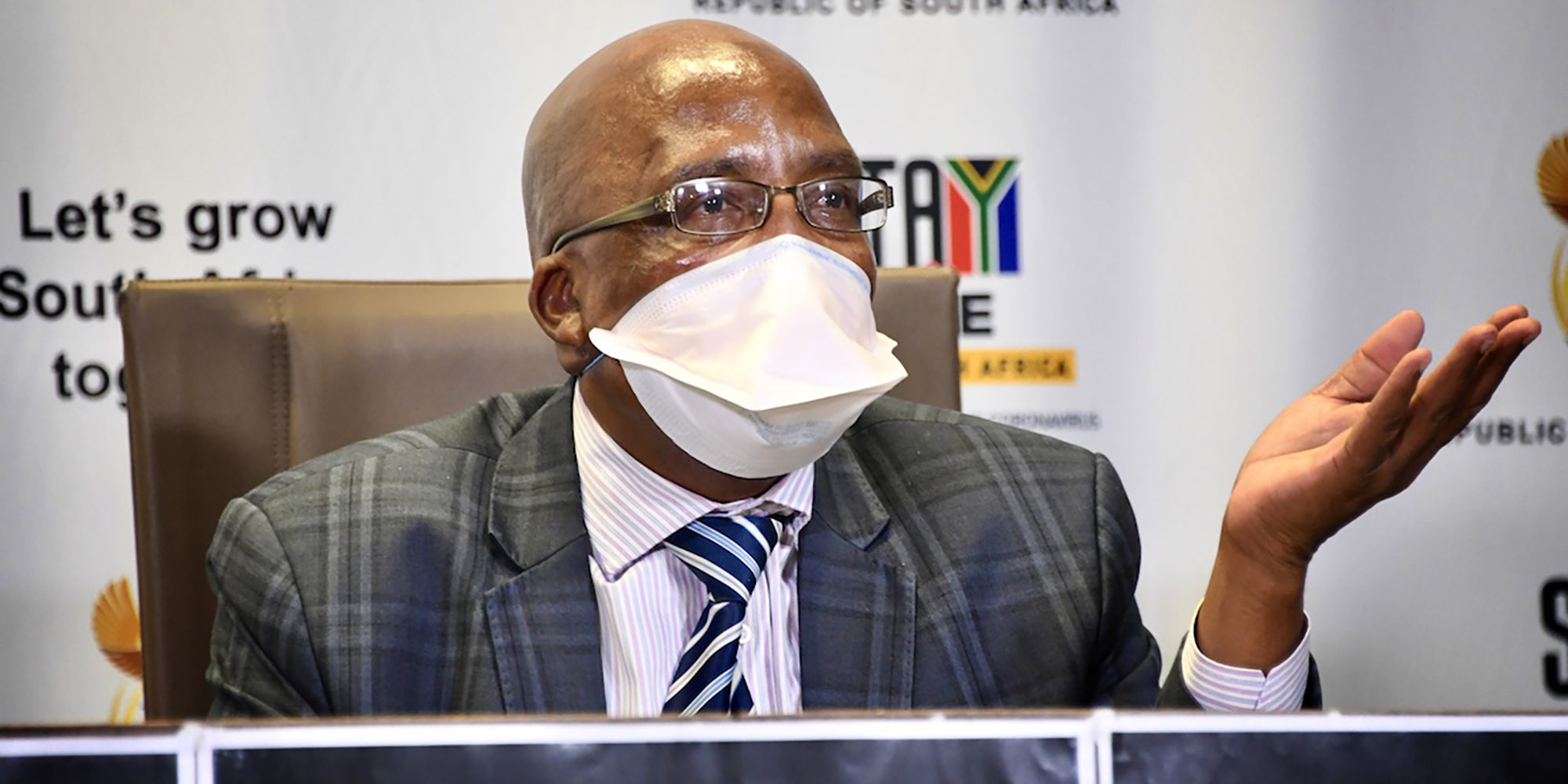 Activists warn scrapping of Zim permit will result in humanitarian crisis