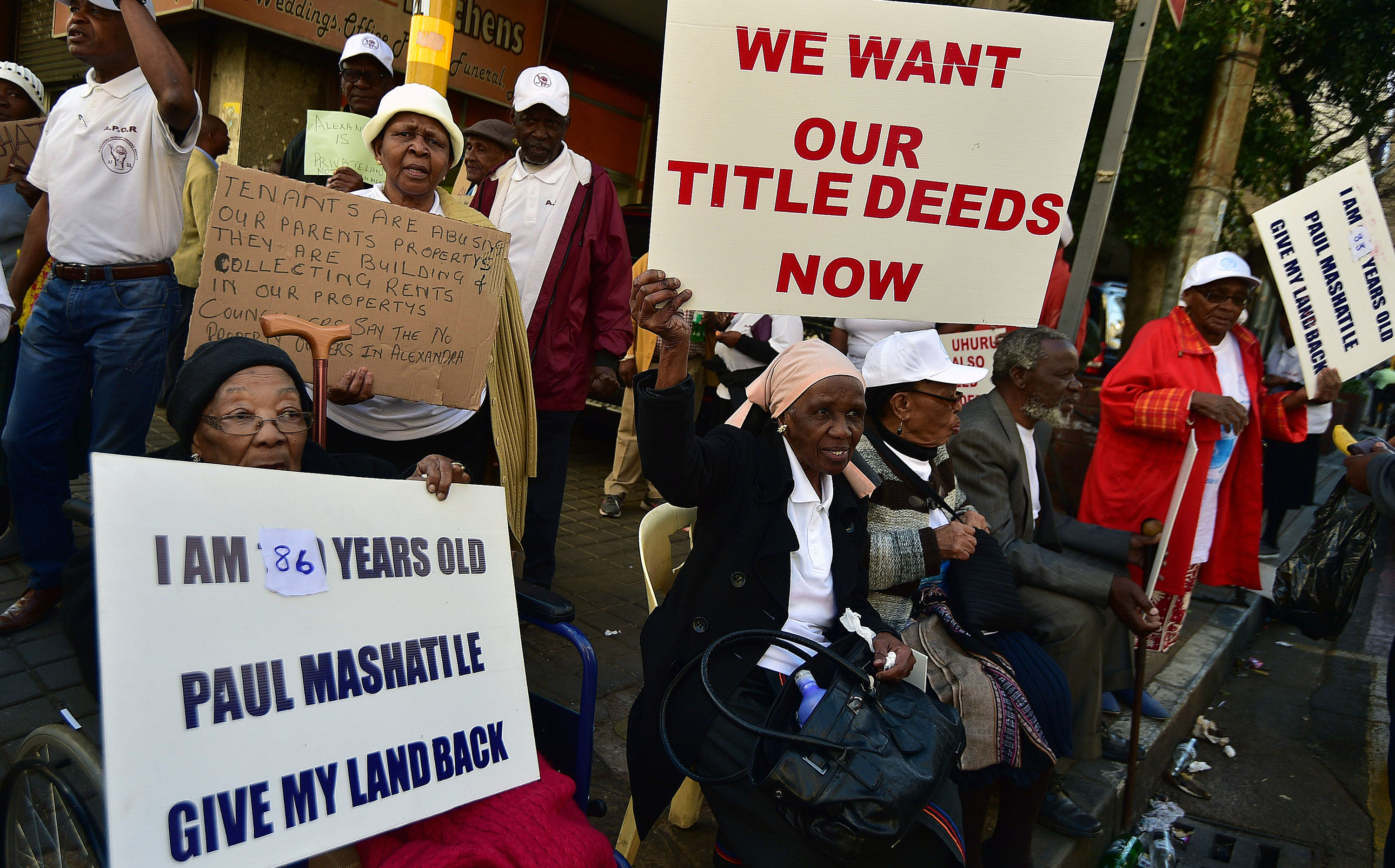 Title Deeds for All — nice idea versus complex praxis