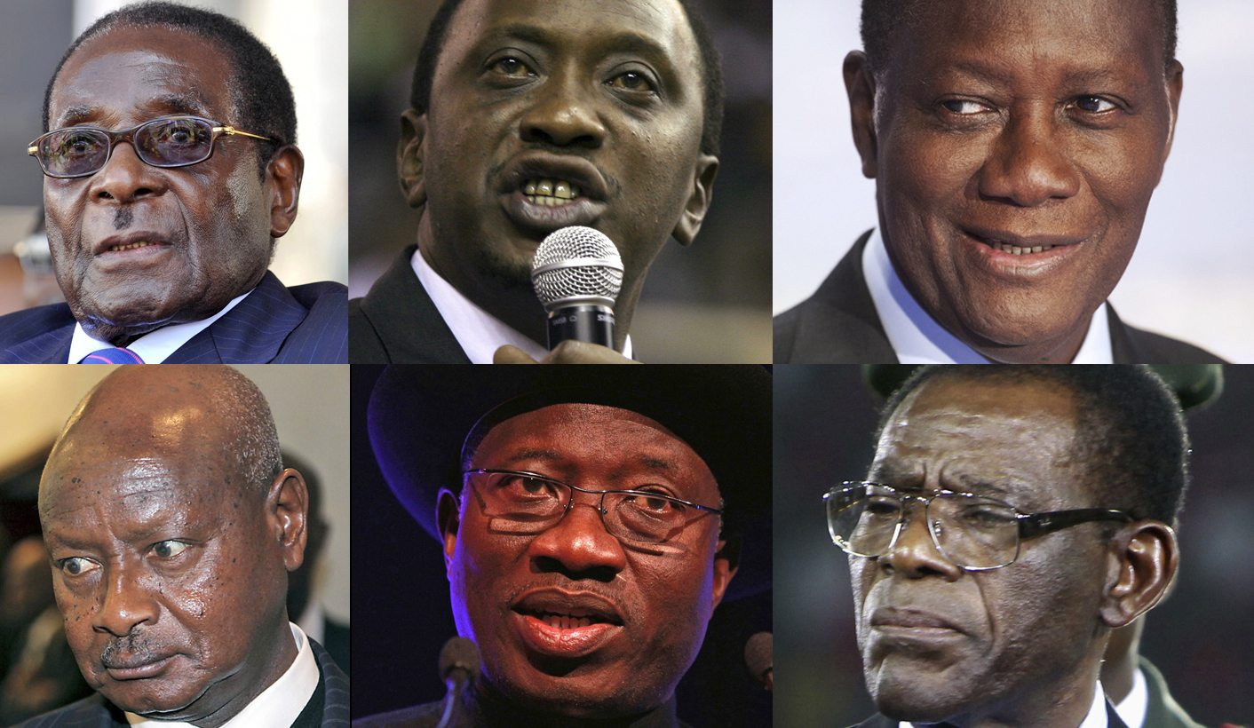 Zimbabwe's President Mugabe attends the swearing-in ceremony  of his Mozambican counterpart Guebuza for a second term in office in the capital Maputo