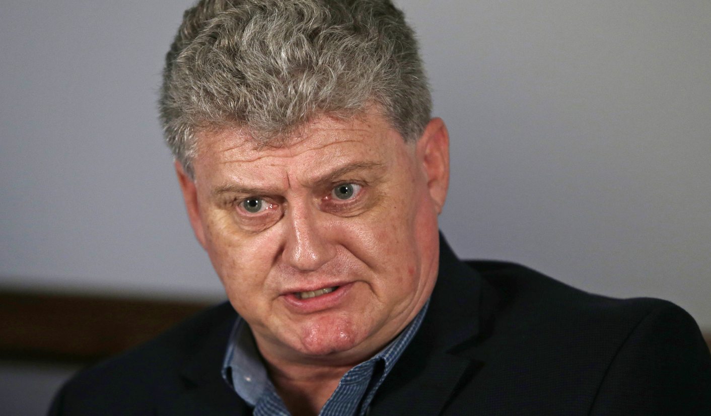 INTERVIEW: Putin will not 'cave' to Obama pressure - Snowden's father