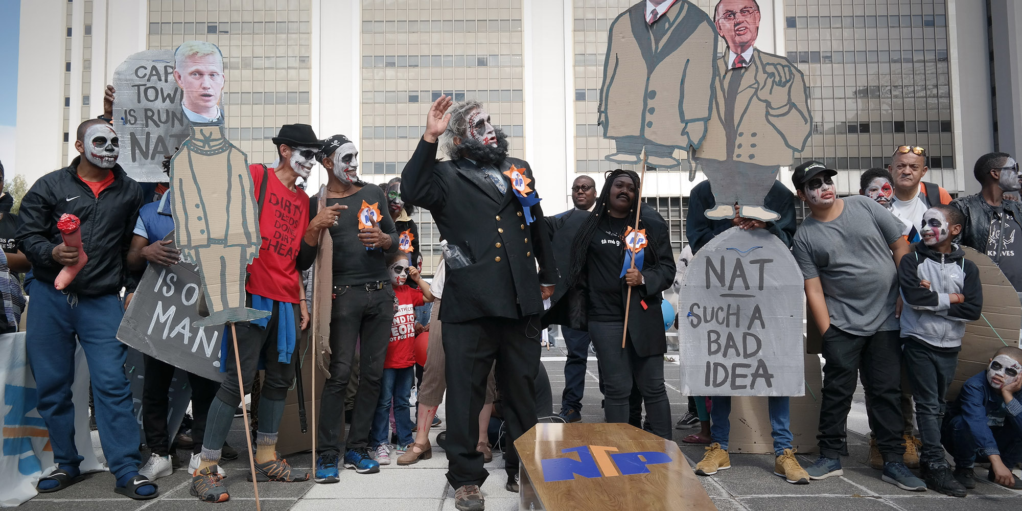 sune-zombies-march MAIN