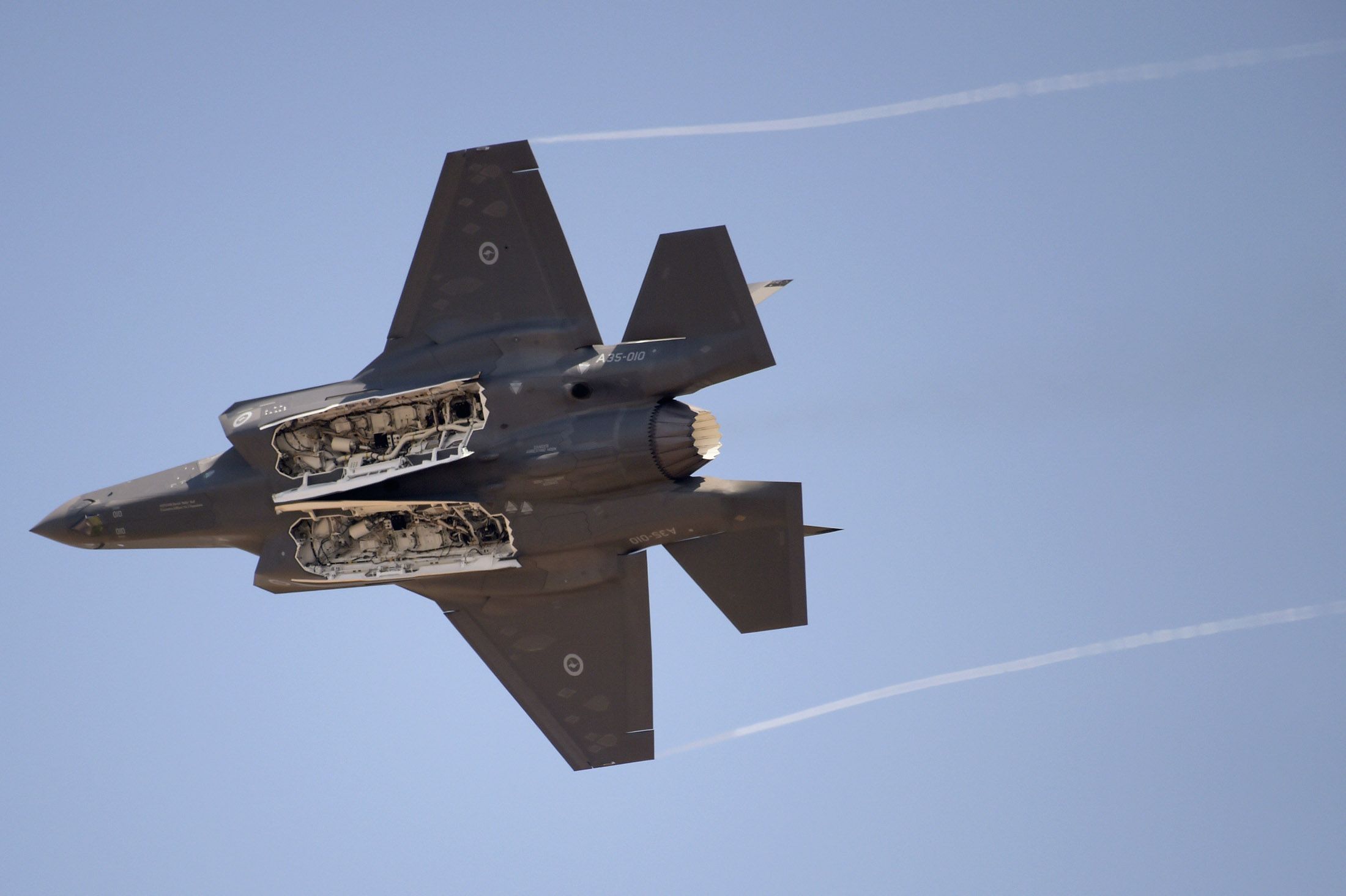 Swiss Earmark $6.5 Billion for Jets, Reject Cap on Immigration