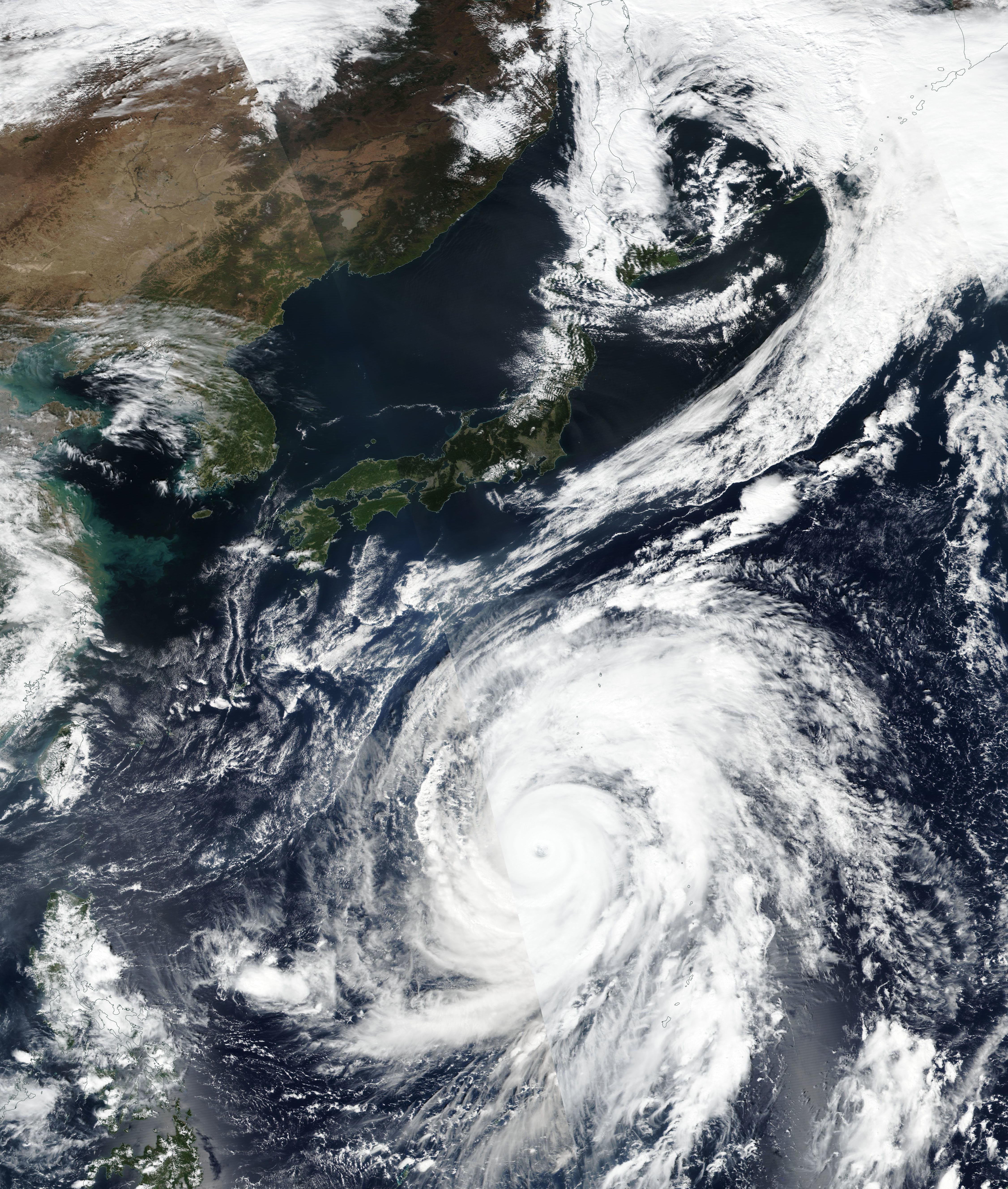 Japan braces for impact of Typhoon Hagibis, Rugby World Cup matches cancelled