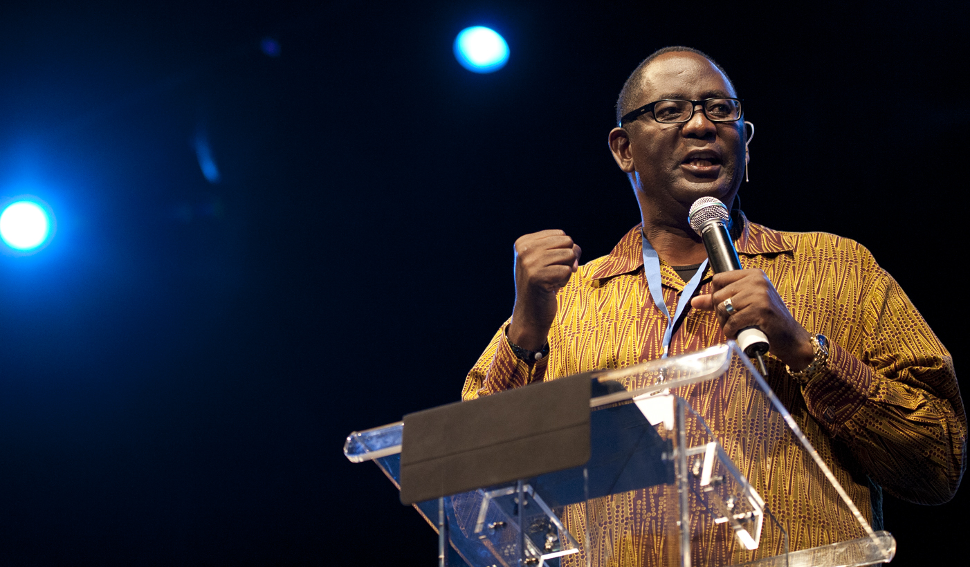 VIDEO: Zweilinzima Vavi at The Gathering