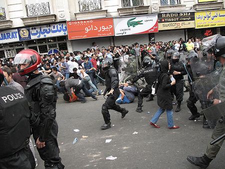 New demos in Tehran breathe life into opposition